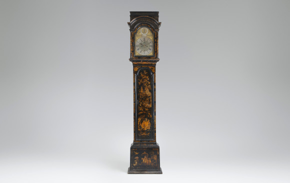 Reloj Inglés de pie lacado con chinoiseries<br/>Hacia 1730