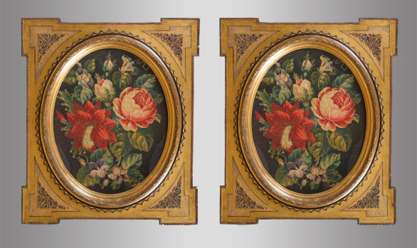 Pareja de Tapices enmarcados<br/> con motivos florales<br/> Siglo XIX