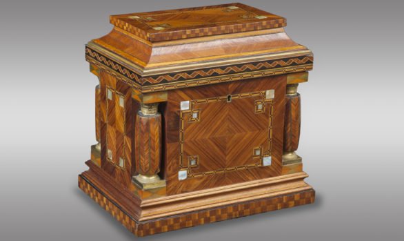 Jeweler Box in Rosewood Marquetry<br/> with Mother Pearl applications